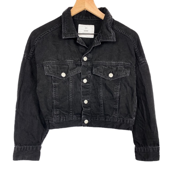 H&M Jackets & Blazers - H&M Oversized Cropped Black Denim Jean Jacket - Size XS